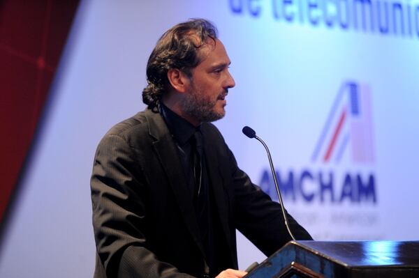 Costa Rica tiene avances en acceso, pero hay debilidades especialmente en velocidad de Internet, dijo Pablo Bello, director ejecutivo de Asiet. (Diana Méndez)