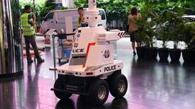 Singapur pone a prueba robots patrulleros que despiertan temores 