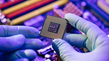 Países Bajos prohíbe la exportación a China de máquinas de fabricación de chips de última generación