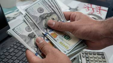 Dólar alcanza su valor más bajo en el Monex desde enero de 2014: ¢518,53
