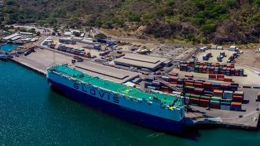 Caldera busca salir del colapso con ocho proyectos y la extensión de las concesiones del puerto 