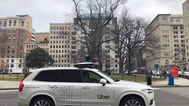 Uber venderá sus operaciones de autos sin chofer   