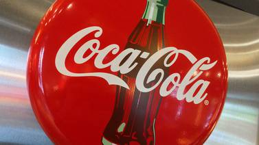 Coca-Cola anuncia recortes y plan para 4.000 retiros voluntarios en medio de restructuración