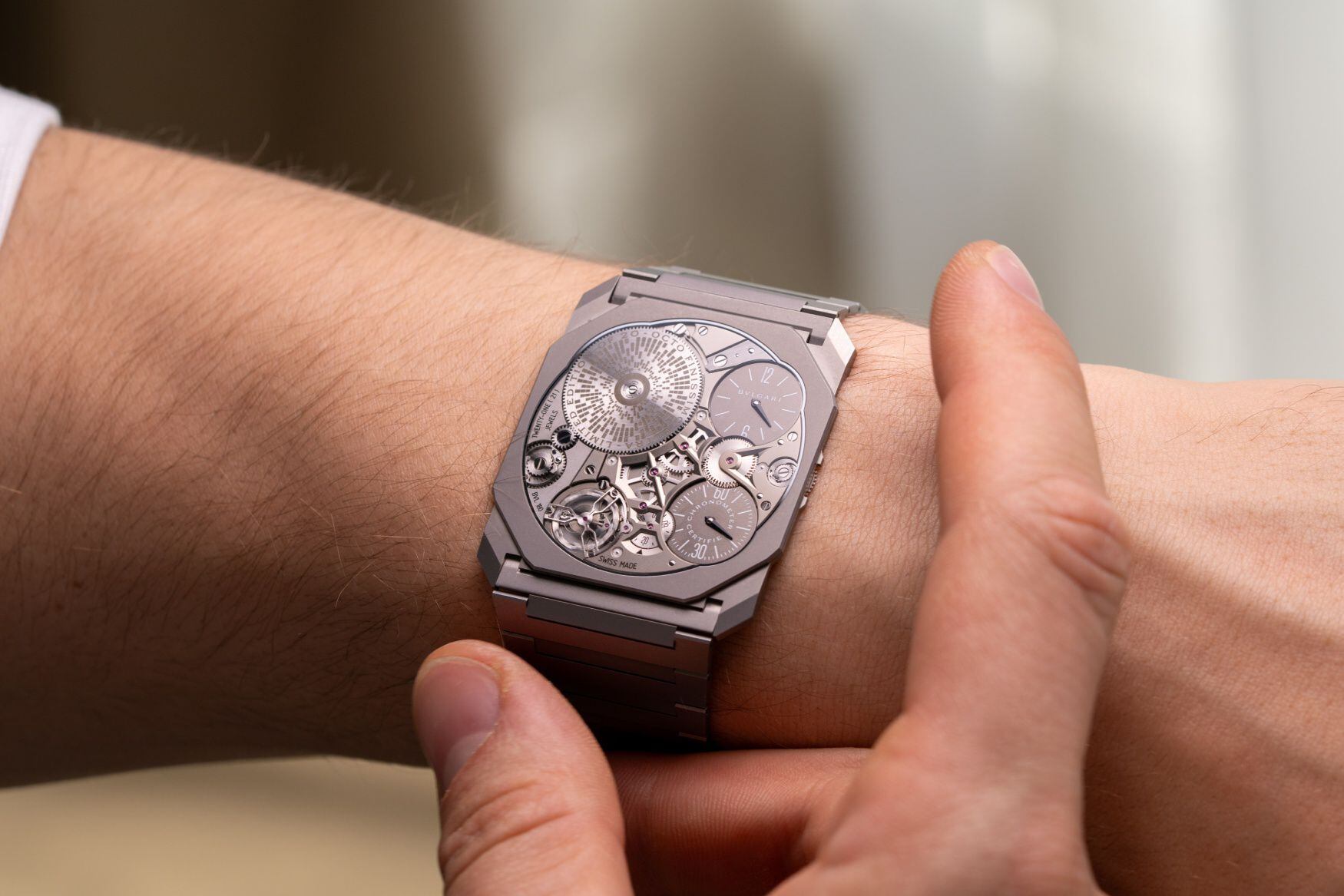 El reloj pulsera Octo Finissimo Ultra COSC de Bulgari tiene un grosor de 1,7 mm.