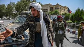 Relación entre talibanes y Al Qaida sobrevive pero sería ahora más discreta 