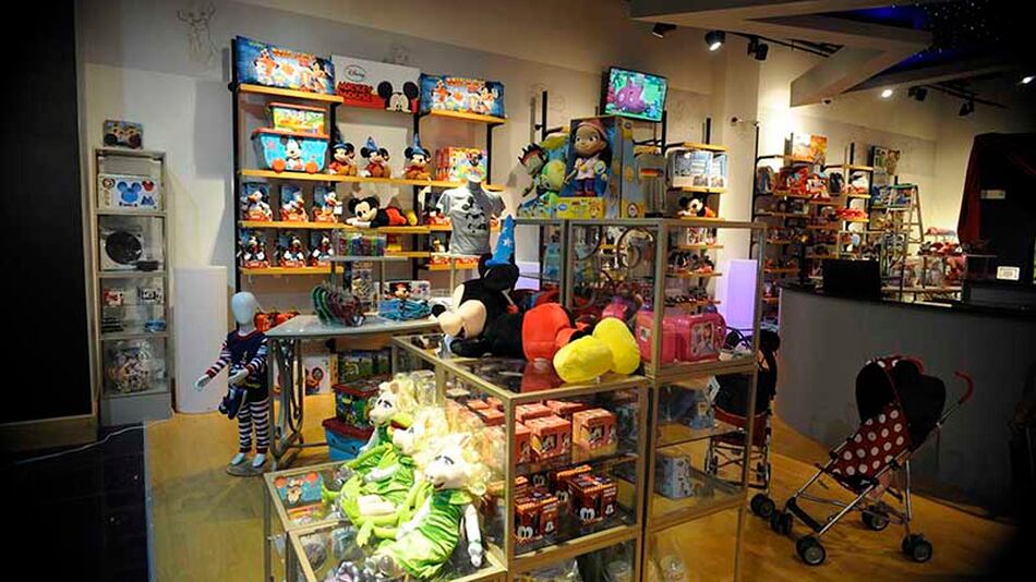 Primera tienda de productos originales de Disney en Costa Rica El