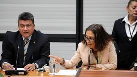 Comisión investigadora recomienda analizar actuaciones de Luis Guillermo Solís en el caso del cemento