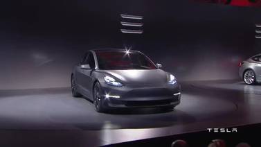 Hertz pasó de la banca rota a solicitar la fabricación de 100.000 autos eléctricos Tesla