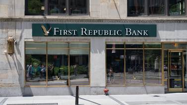 JPMorgan compra el First Republic Bank embargado por autoridades de EE.UU.