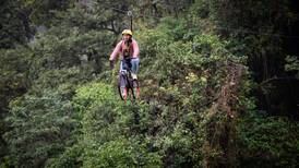 ¿Un canopy en bicicleta? El Tigre Waterfalls inauguró uno como opción para terminar su tour turístico en Monteverde
