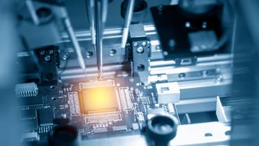 Costa Rica se prepara para atraer la industria de semiconductores de Estados Unidos