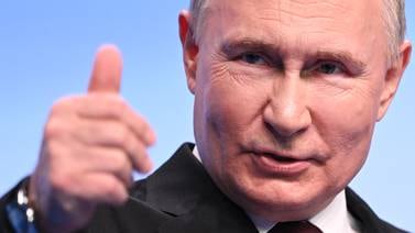Putin vincula el atentado islamista de Moscú con Ucrania, mientras Occidente lo niega