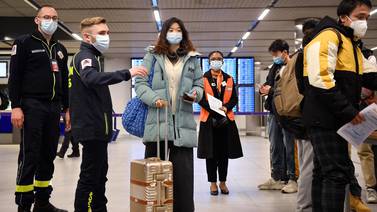 Ola pandémica en China: ¿Para qué analizar las aguas residuales de aviones procedentes del gigante asiático?