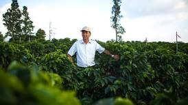 Carlos Mario Rodríguez, el técnico que supervisa las labores agrícolas de Starbucks
