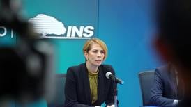 Mónica Araya, presidenta ejecutiva del INS, es destituida de su puesto