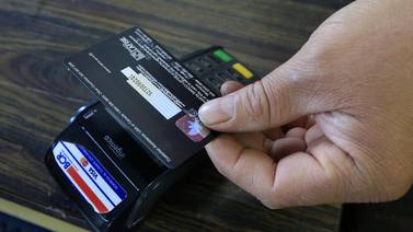 Banco Central aplaza la medida para digitar PIN en transacciones con tarjeta mientras que Asociación Bancaria cuestiona el mecanismo
