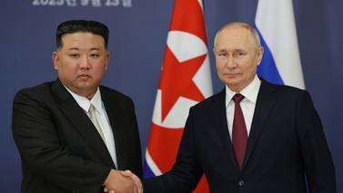 Kim Jong Un visita a Vladimir Putin, dice que Rusia obtendrá “una gran victoria” y elogia a su ejército en Ucrania