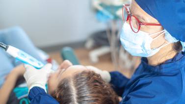 ¿Cuánto cuesta un tratamiento de ortodoncia convencional  en Costa Rica?