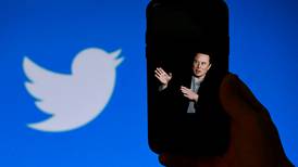 Twitter cae en Wall Street tras incertidumbre sobre compra y rumores de despidos masivos