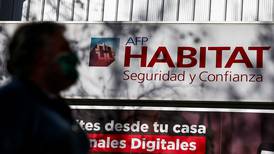 Chile da luz verde a retiro anticipado de fondos de pensiones privados en plena crisis por la pandemia