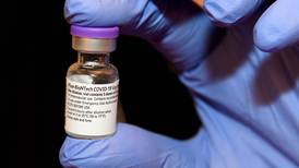 Pfizer calcula que ventas de su vacuna anti COVID-19 alcanzarán $15.000 millones en 2021