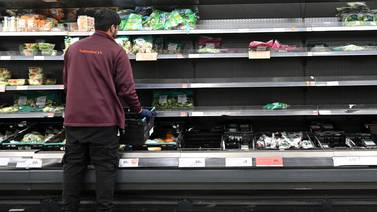 Productos escasean en supermercados del Reino Unido como efecto de la mezcla entre la pandemia y el Brexit