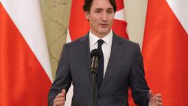 Canadá se debate entre la economía y el clima en decisión sobre proyecto petrolero