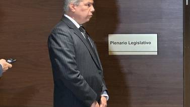 Diputados recomiendan con “urgencia” la destitución del presidente del Banco Central, Róger Madrigal