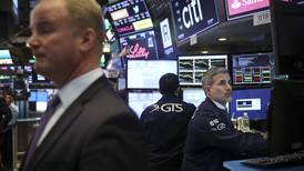 Wall Street cerró con el Dow Jones en récord y el Nasdaq en baja