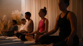 Yoga: un negocio en crecimiento con el reto de promover la diversidad y hacerlo asequible