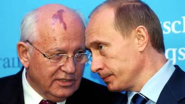 Gorbachov y Putin, una relación de amor y odio  