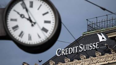Presidente suizo dice que quiebra de Credit Suisse habría tenido “efectos devastadores”