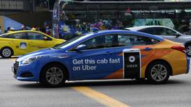 Arizona le prohíbe a Uber continuar con viajes en vehículos autónomos