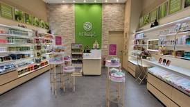 Yves Rocher, marca francesa de cosmética vegetal, inauguró dos tiendas en Costa Rica