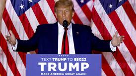 Trump lanza su candidatura para el 2024 perseguido por la sombra de Ron DeSantis