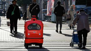 Japón lanza robots de entrega que podrán transitar por las calles