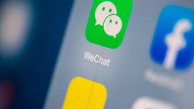 Jueza de Estados Unidos suspende prohibición de descargar la app china WeChat
