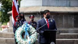 Carlos Alvarado resaltó logros y llamó a dar “pasos valientes” en celebraciones del bicentenario