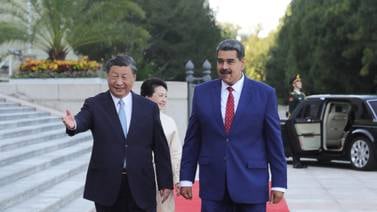 China apoya a Venezuela en proceso electoral y critica “interferencia externa”