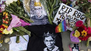 Muerte de jueza progresista Ruth Bader Ginsburg desatará fuerte puja política en plena carrera electoral en Estados Unidos