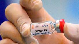 Australia culpa a la Unión Europea por atrasos en su plan de vacunación