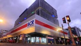 Ejecutivo presenta proyecto de ley para vender el BCR: plan es hacer un concurso nacional e internacional