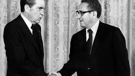 Henry Kissinger murió a sus 100 años: estos fueron cinco momentos clave de su vida pública