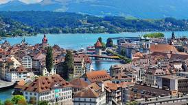La ciudad suiza de Lucerna decide limitar los alquileres de tipo Airbnb