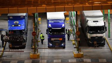 Europa enfrenta la escasez de 400.000 camioneros