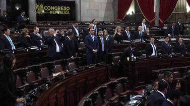Diputados afines al nuevo mandatario de Guatemala asumen directiva del Congreso