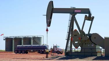 El petróleo vuelve a subir, con el Brent rozando los $95 por barril