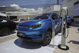 Un vehículo eléctrico nuevo puede ahorrarle ¢1,2 millones en gastos anuales comparado con uno nuevo de gasolina: vea los números