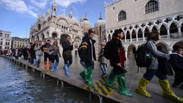 Venecia hará pagar a sus visitantes de un día para combatir el turismo masivo: ¿cuánto cobrará?