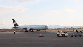 Primer vuelo de carga consolidada llega a Guanacaste para empresas dedicadas a la exportación de manufactura avanzada
